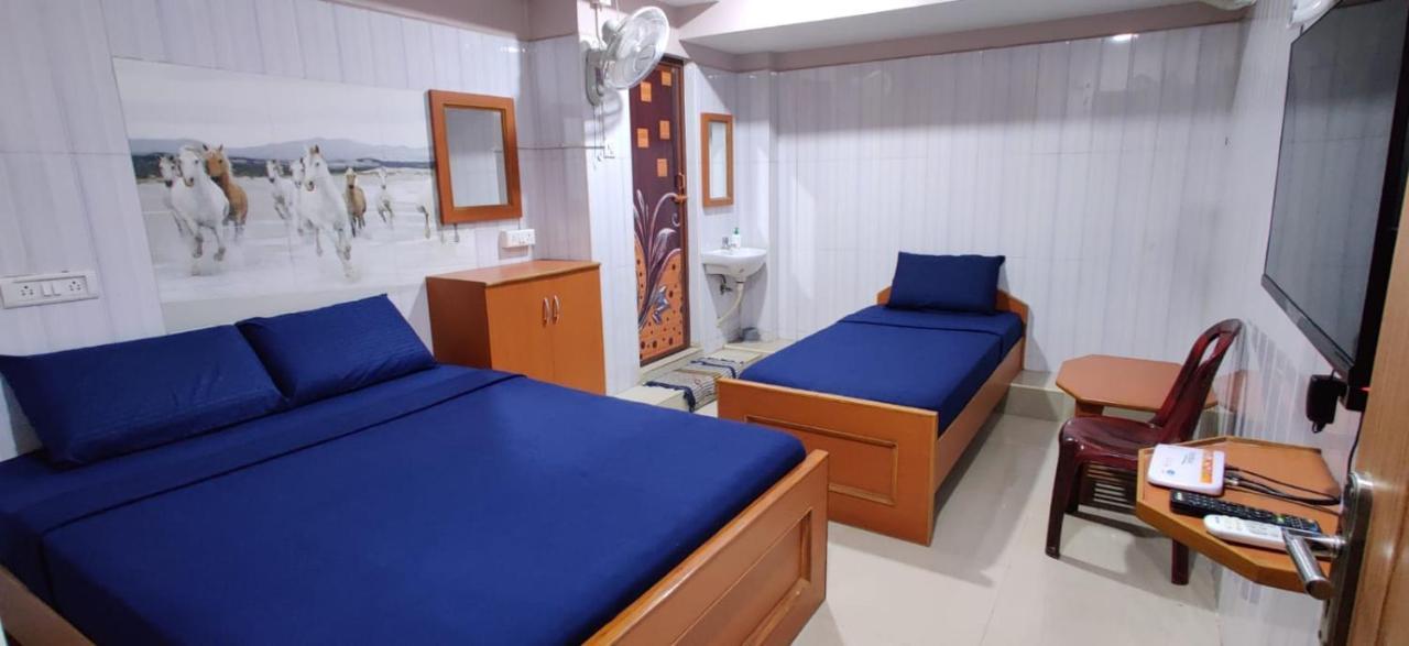 S.S.K Residency Hotel Csennai Kültér fotó